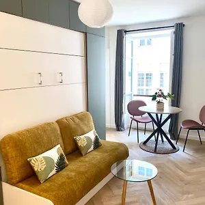 https://apt-brand-new-rue-cler-7.fr-paris.fr